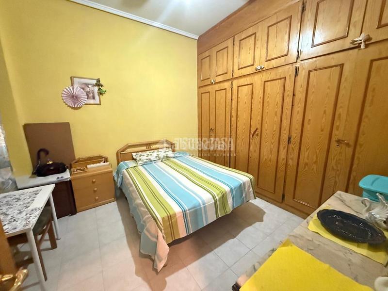 Foto d9d451f2-6052-49ca-8061-22c6a9102dde. Pis a Barrio de Patraix Valencia