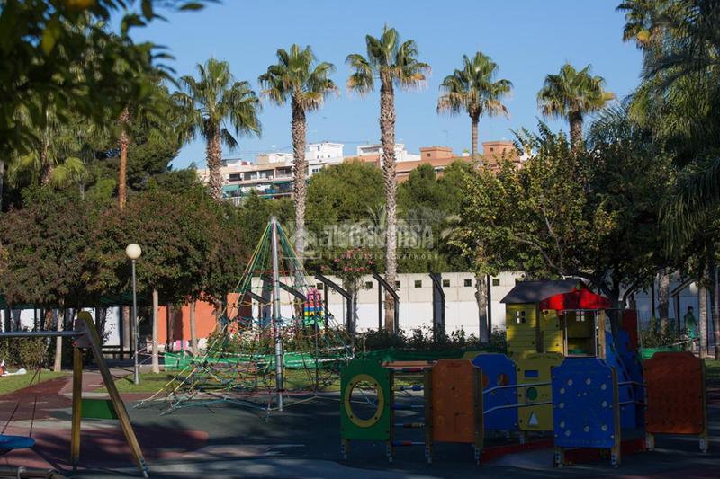 Foto a85087d1-83e1-496c-a17d-b9dcf64ce02d. Affitto appartamento in Barrio de Patraix Valencia