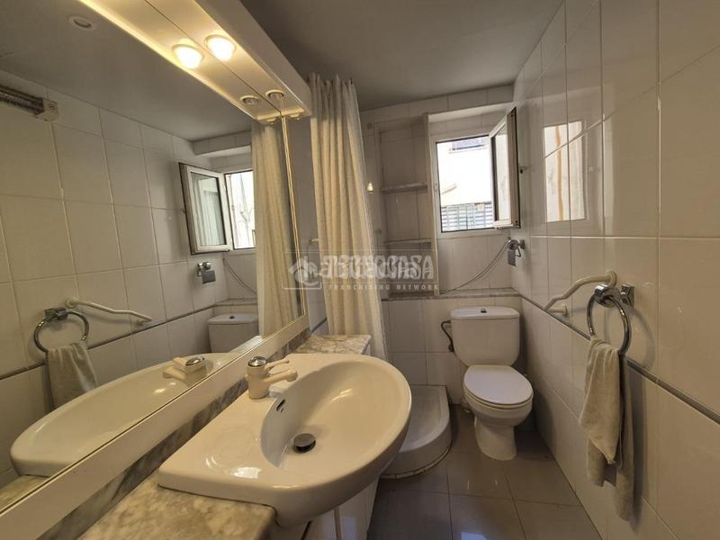 Foto 31f5ca9f-595f-464d-b28d-ff1ba4f608d9. Alquiler piso  en alquiler en Barrio de Patraix Valencia