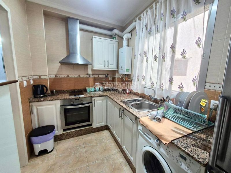 Foto f3d233bc-bfa1-43cb-8499-6cd8c18ba160. Pis a Barrio de Patraix Valencia