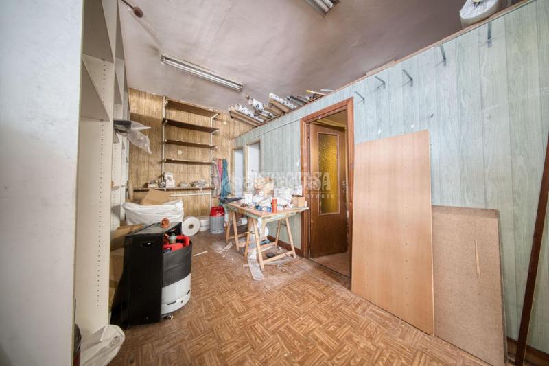 Foto 2b81e9b9-0cc2-45ca-95bd-3d4409a59116. Local comercial almacén en venta en Rondilla Valladolid