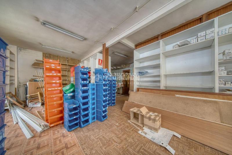 Foto 64279701-a976-46b5-891e-8a0354a2d53f. Local comercial almacén en venta en Rondilla Valladolid