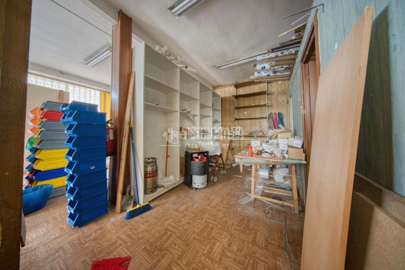 Foto 8d226b34-413c-4f6c-8fce-ecd776d43308. Local comercial almacén en venta en Rondilla Valladolid