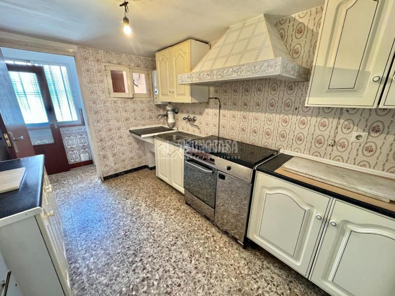 Foto 2b360aa4-2e50-42a5-9ce5-09c17f46241f. Casa bifamiliare in Barrio España Valladolid