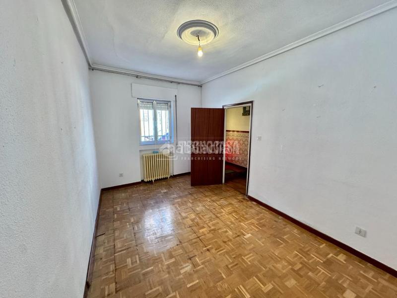 Foto 48004fa0-ba02-433d-a860-5d60768d2cf3. Casa bifamiliare in Barrio España Valladolid