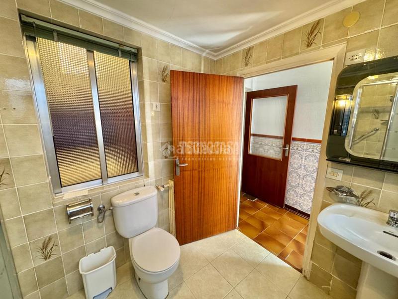 Foto 65fb76e9-4c7a-4354-a353-df0841aaa75b. Casa bifamiliare in Barrio España Valladolid