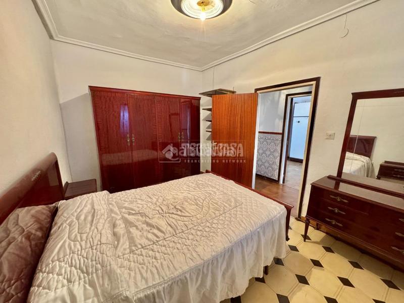 Foto 70aa16fd-c306-4ca7-b8b6-ed613bea69fe. Casa bifamiliare in Barrio España Valladolid