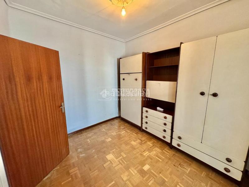 Foto dbe75e90-cf24-4282-8c36-e073db0870f7. Casa bifamiliare in Barrio España Valladolid