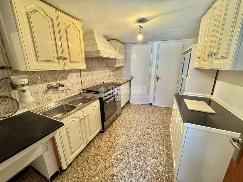 Foto dd50b138-f79d-41e4-8015-125392e3364e. Casa bifamiliare in Barrio España Valladolid