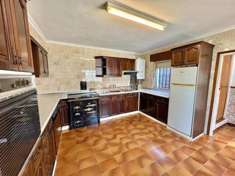 Foto f9290ab0-fe1f-4cb7-a478-23e996a7b8b9. Casa bifamiliare in Barrio España Valladolid