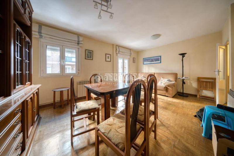 Foto aa69fad7-3dbb-4860-bb4f-2d24d612f3b6. Appartamento in Rondilla Valladolid