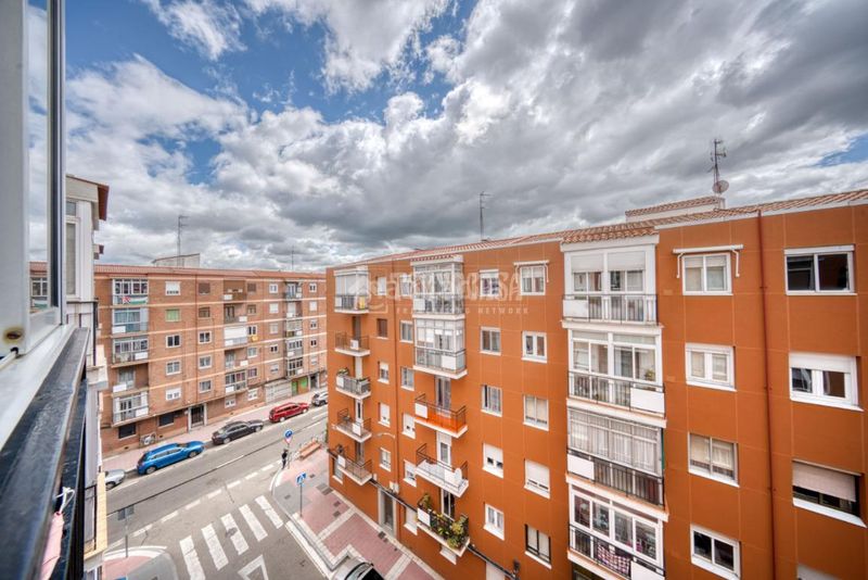 Foto 9d377cb9-f6f2-40d0-90c3-e288ce263bcf. Pis a Rondilla Valladolid