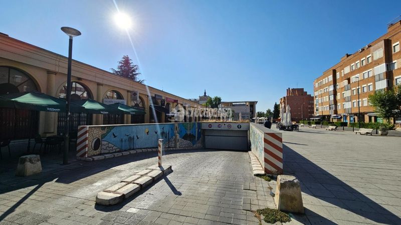 Foto 494a40c2-6415-4ad8-94cf-44102fba4286. Aparcament cotxe a Rondilla Valladolid