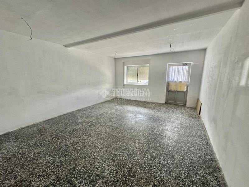 Foto 63cec295-678b-48ca-b647-c4585d77b190. Maison jumelée avec parking dans Barrio España Valladolid