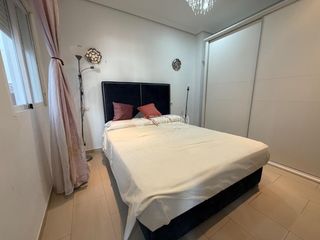 Casa aparellada a Campo de la Verdad - Miraflores. Casa en venta en cordoba
