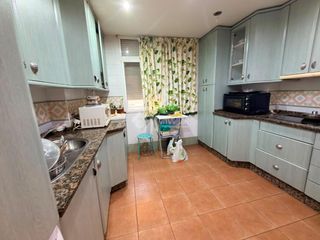 Appartement à Campo de la Verdad - Miraflores. Piso en venta en cordoba