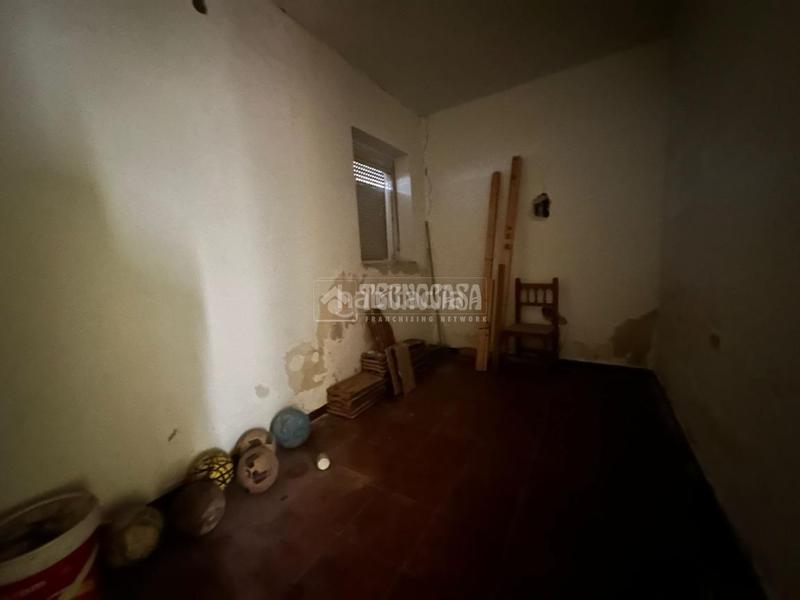 Foto 8e258140-717f-430f-8bb2-fe970ef8093a. Casa aparellada amb calefacció a Campo de la Verdad - Miraflores Córdoba