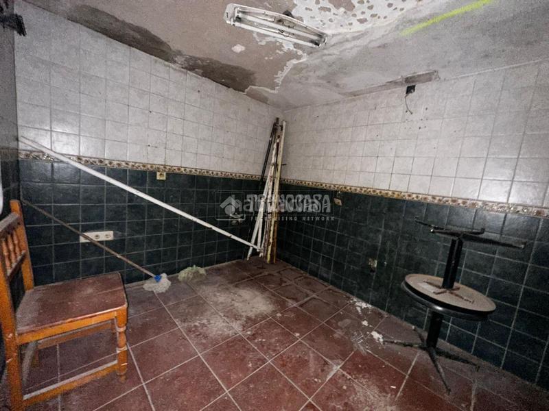 Foto b718ca2d-2ae6-45fb-8edd-64d6b93cfc12. Casa aparellada amb calefacció a Campo de la Verdad - Miraflores Córdoba