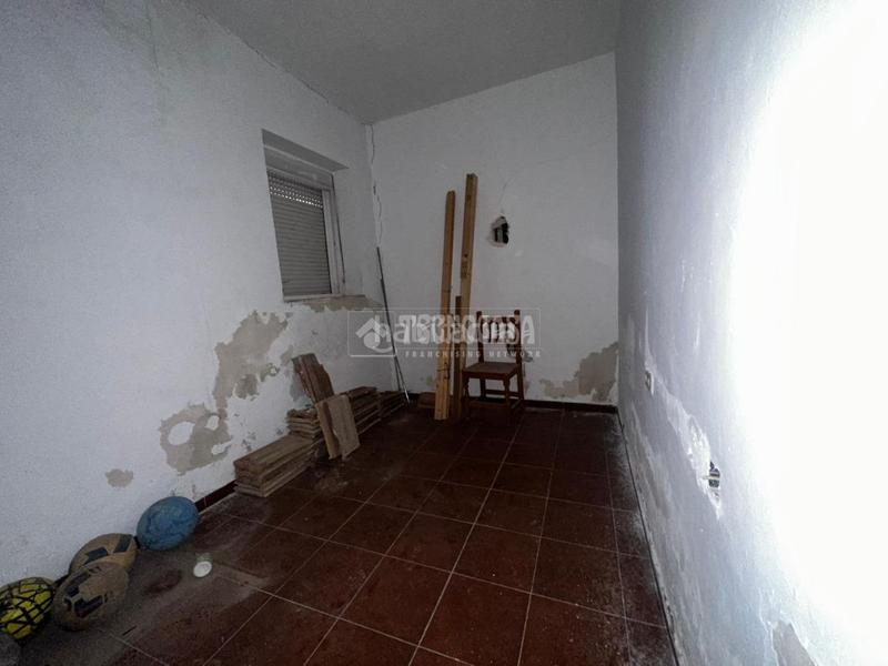 Foto cdca2586-acb5-414b-86fe-e71ba1d7b69c. Casa aparellada amb calefacció a Campo de la Verdad - Miraflores Córdoba