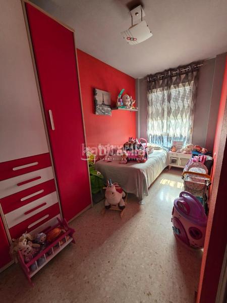 Foto 004f5650-5174-40c4-86c0-fa62e0beeeff. Maison jumelée avec parking dans Sector Sur Córdoba