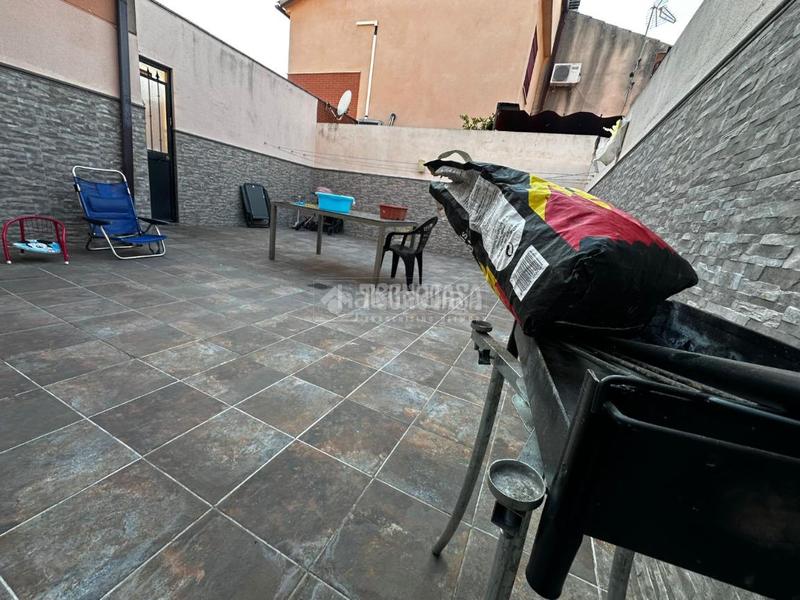 Foto 35898756-fd34-4946-919f-199ac3120e8f. Maison jumelée avec parking dans Sector Sur Córdoba