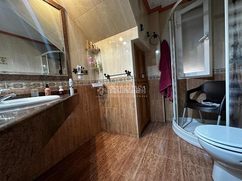 Foto 9df868c0-07e7-4bfb-9b22-cff8ee4154b0. Maison jumelée avec parking dans Sector Sur Córdoba