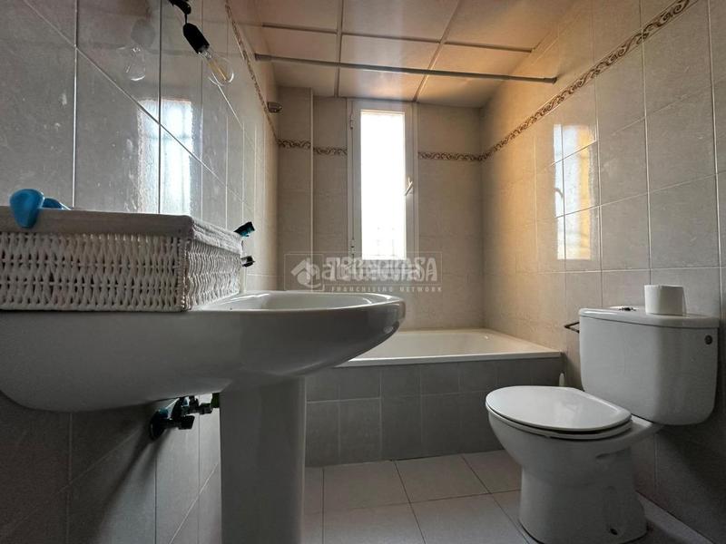 Foto ce46888c-71da-4836-a433-6c96ee7a2ab8. Maison jumelée avec parking dans Sector Sur Córdoba