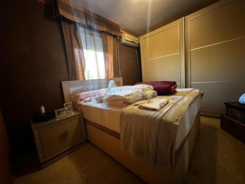 Foto e26b5b2d-8305-46a1-ab58-d6b0d4ba317f. Maison jumelée avec parking dans Sector Sur Córdoba