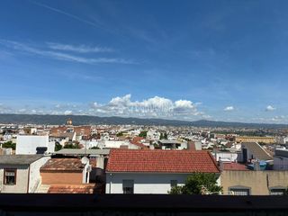 Casa aparellada a Campo de la Verdad - Miraflores. Casa en venta en cordoba