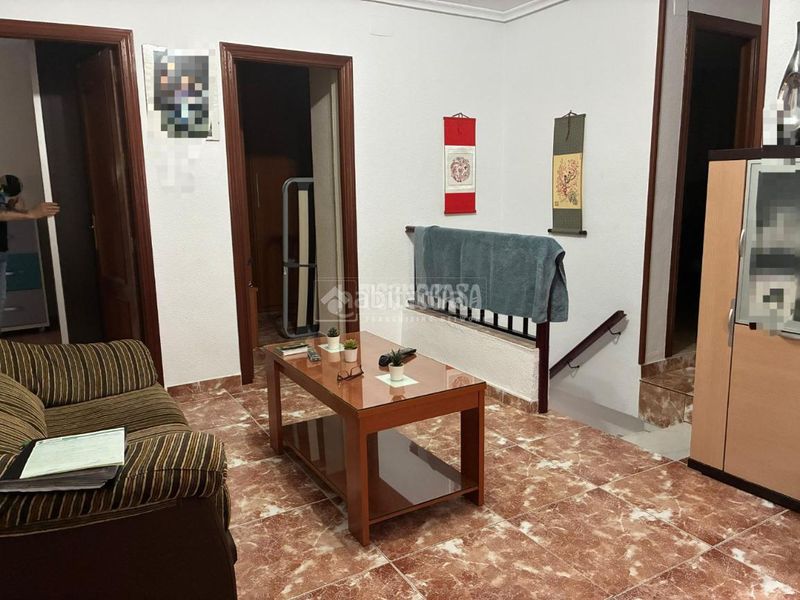 Foto f5f76f43-a8b5-4ed5-8b56-773b2bd097de. Casa aparellada amb calefacció aparcament a Campo de la Verdad - Miraflores Córdoba