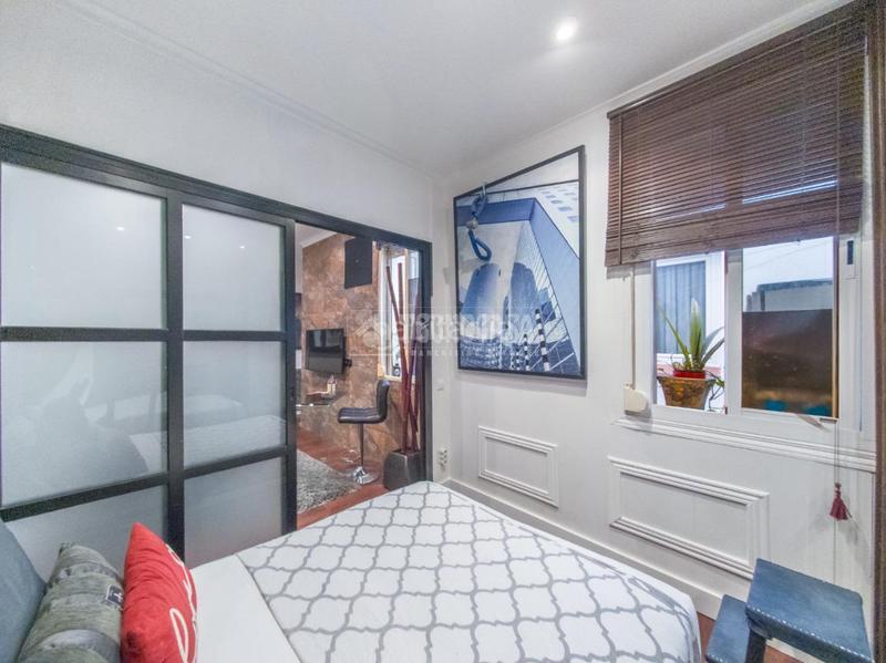 Foto 12e5f4a7-b069-451f-85b8-8d5049092236. Piso  en venta en Arapiles Madrid