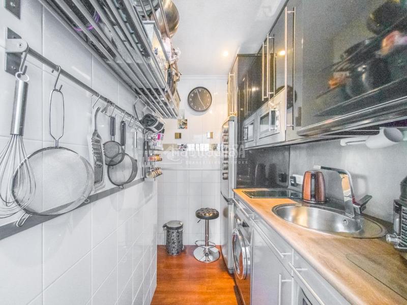 Foto 2c11cd3b-bbcd-40f3-be3b-ba9df3629ffd. Piso  en venta en Arapiles Madrid