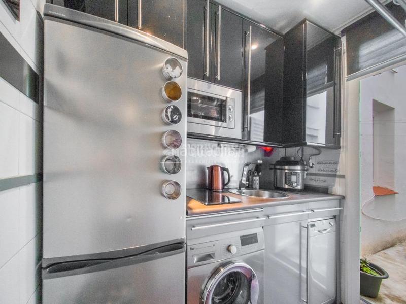 Foto 74214162-ee63-401a-8ba3-bff40b018b93. Piso  en venta en Arapiles Madrid