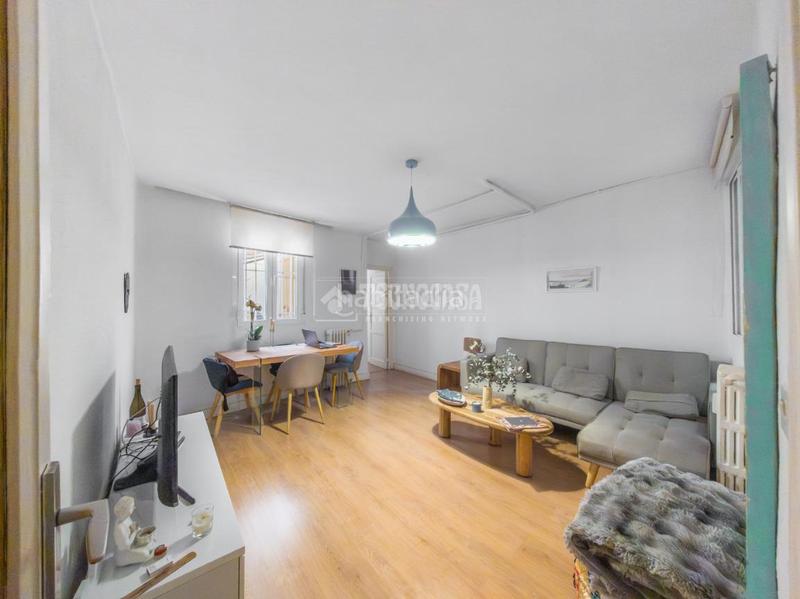 Foto ade8d6a6-47e7-417a-9f97-e7cfb80786e2. Appartamento con riscaldamento in Arapiles Madrid