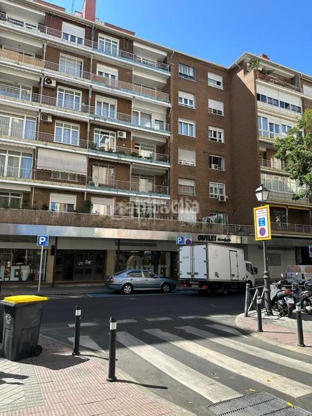 Foto 76551019-b578-40e9-972b-2005980353a5. Local comercial  en venta en Arapiles Madrid