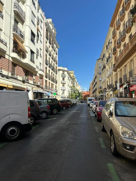 Foto ae6b1221-9905-447b-881d-0115d1866084. Local comercial  en venta en Arapiles Madrid