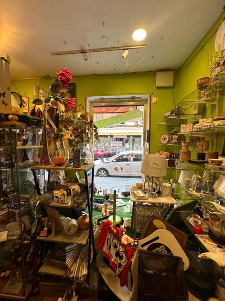 Foto bda6b8d3-4b70-4872-84f4-691d35eebb2a. Local comercial  en venta en Arapiles Madrid