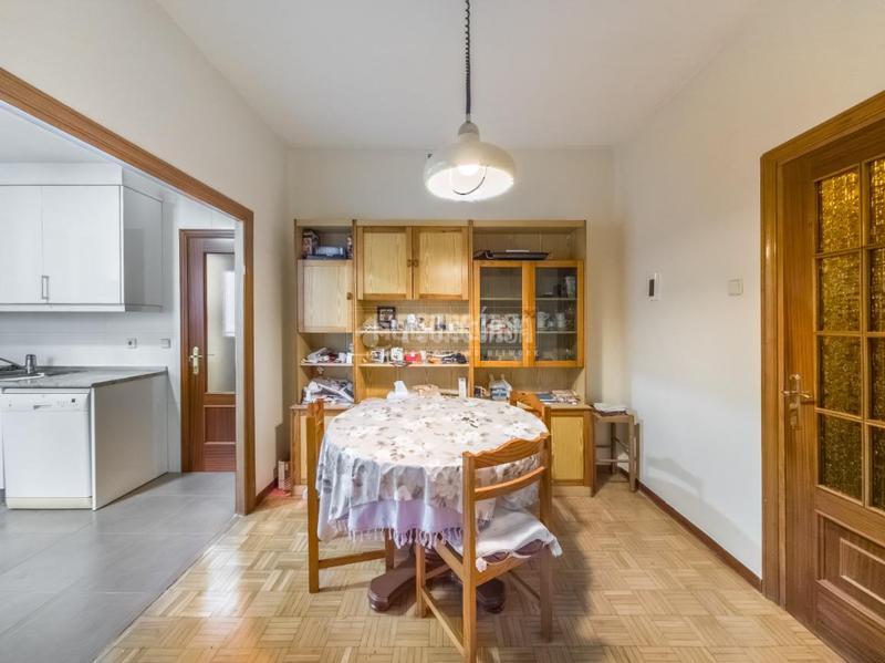 Foto 8bdac721-b466-4098-a046-8497f845935f. Pis amb calefacció a Arapiles Madrid