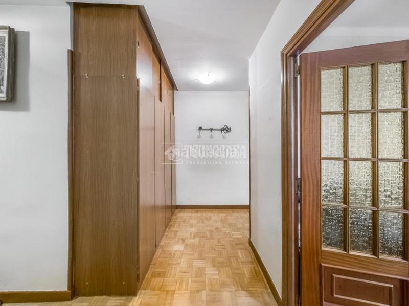 Foto c73bf8b9-7f24-4da2-9202-7e4b93b36a71. Pis amb calefacció a Arapiles Madrid