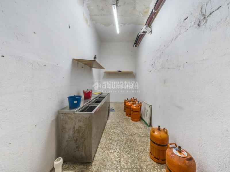 Foto 86f1f83c-d500-4a87-9a1b-dd7be64f9981. Local comercial a Arapiles Madrid