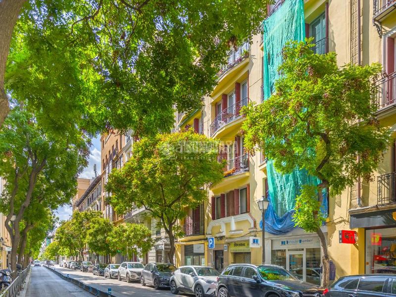 Foto fbd8d65e-a253-4593-ae2e-f50e9f1a01d4. Local comercial a Arapiles Madrid