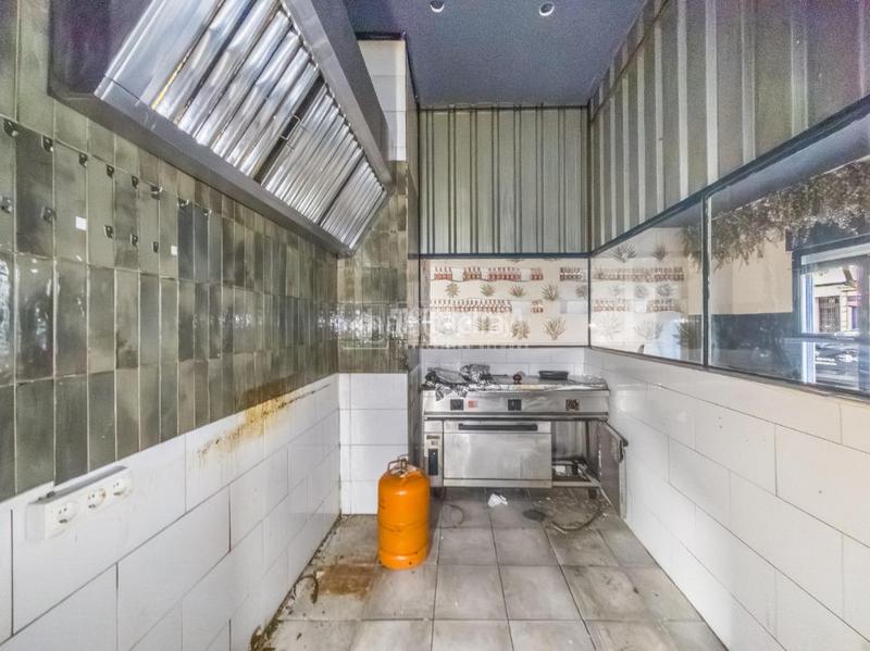 Foto ff291686-cfcf-424a-9a5f-b26a8c4319a1. Local comercial a Arapiles Madrid