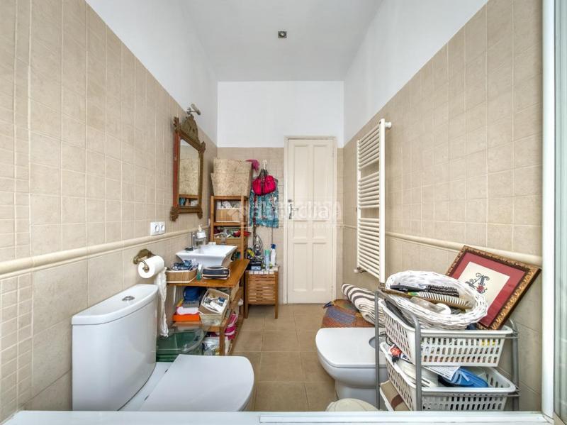 Foto 4e0b63ac-681a-4db5-b71e-60453fbf1a85. Dachwohnung mit heizung in Arapiles Madrid