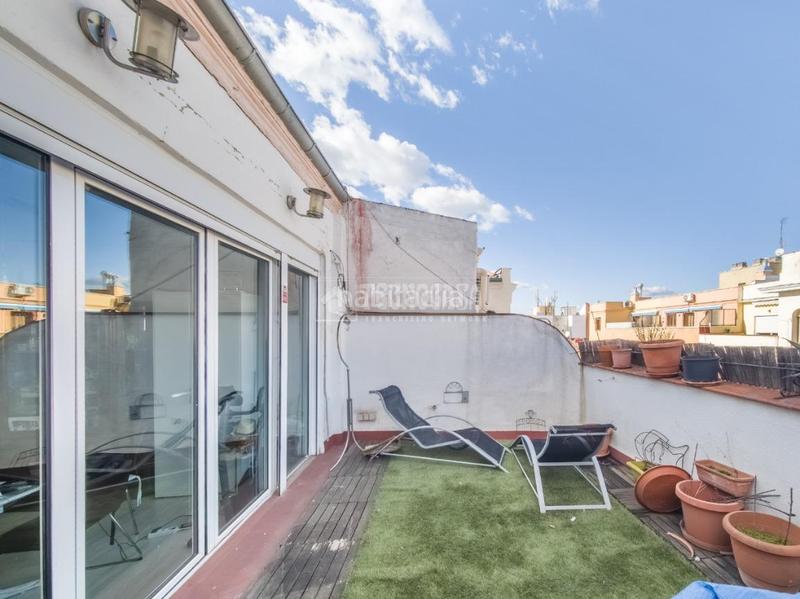 Foto c3708724-8a1a-4489-a49e-a30c20a05656. Dachwohnung mit heizung in Arapiles Madrid