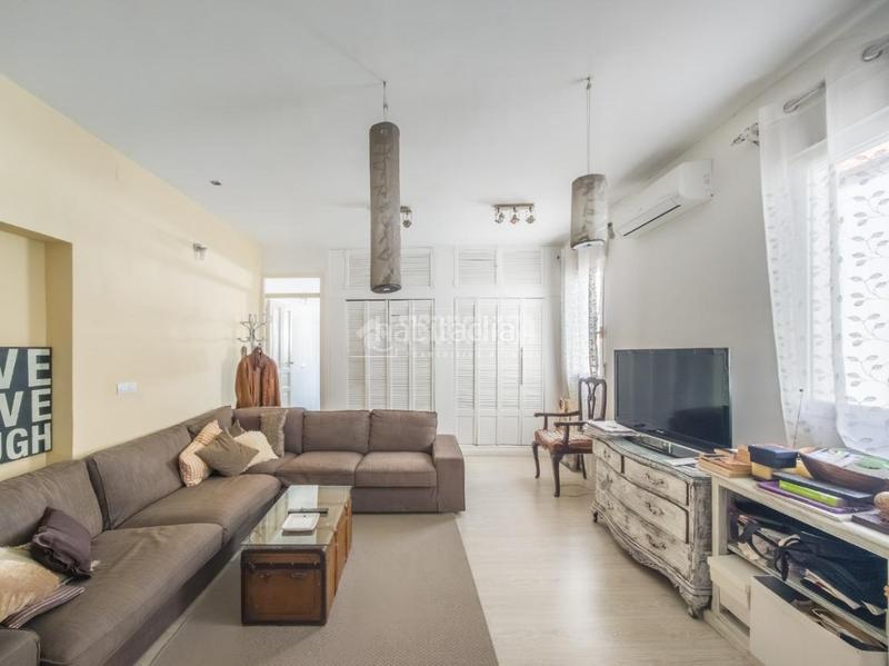 Foto f24e8f08-1c39-4fdb-9925-59905ce2c5ec. Dachwohnung mit heizung in Arapiles Madrid