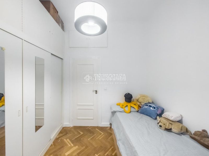 Foto 40b18ebf-f041-4850-b7d6-b27ac7ea5d8a. Pis a Gaztambide Madrid