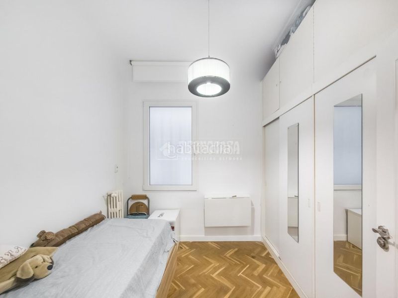 Foto 5a673649-df2b-472b-a6ba-74f18f54fe3e. Pis a Gaztambide Madrid