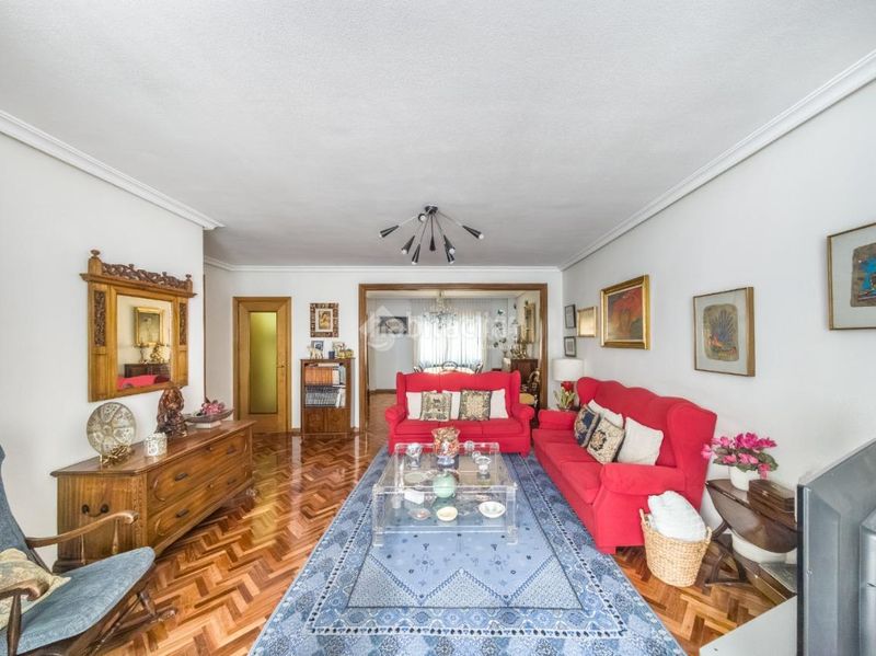 Foto caae3dc1-074a-4662-89fc-29e5e32faf8a. Pis a Vallehermoso Madrid