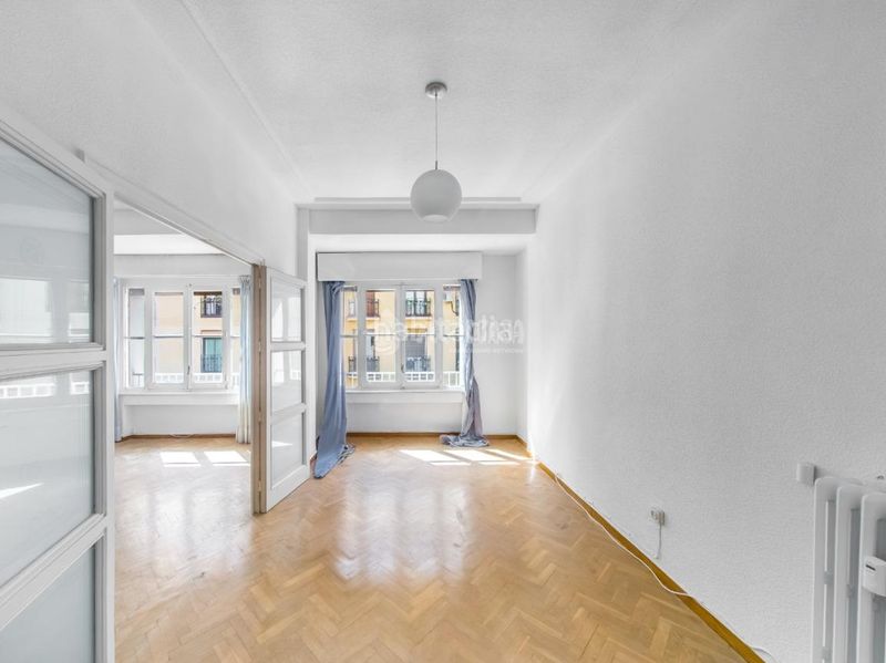 Foto 8c638c64-0b15-4d80-a329-8a6b47ac56a3. Piso  en venta en Arapiles Madrid
