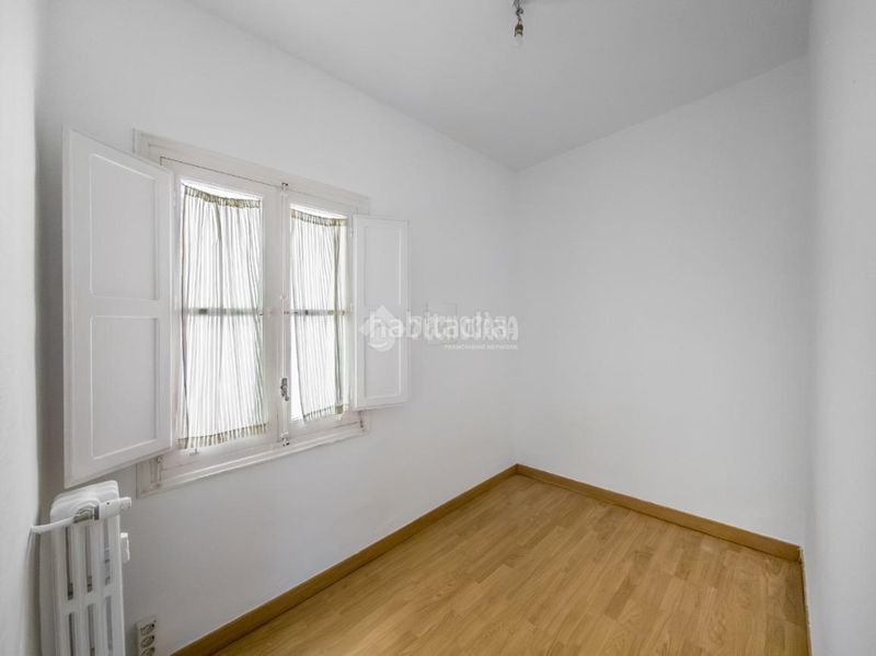 Foto ec7a49b8-0004-475a-aad7-19e054052a45. Piso  en venta en Arapiles Madrid